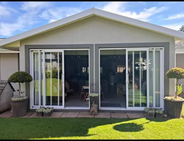 7 BEDROOM HOUSE FOR SALE IN BERGSIG